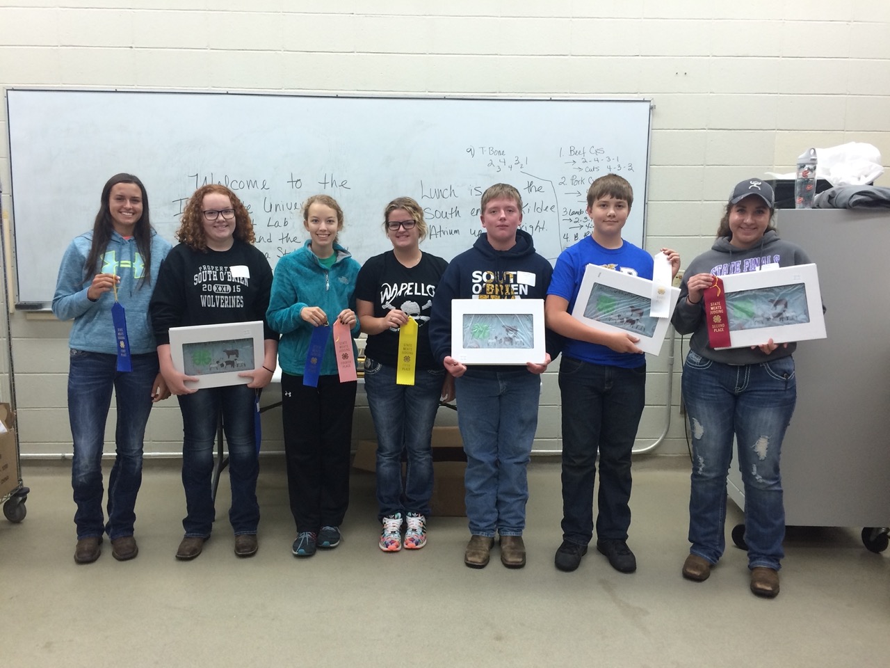 State of Iowa 4H and FFA Meats Judging Contest Department of Animal Science
